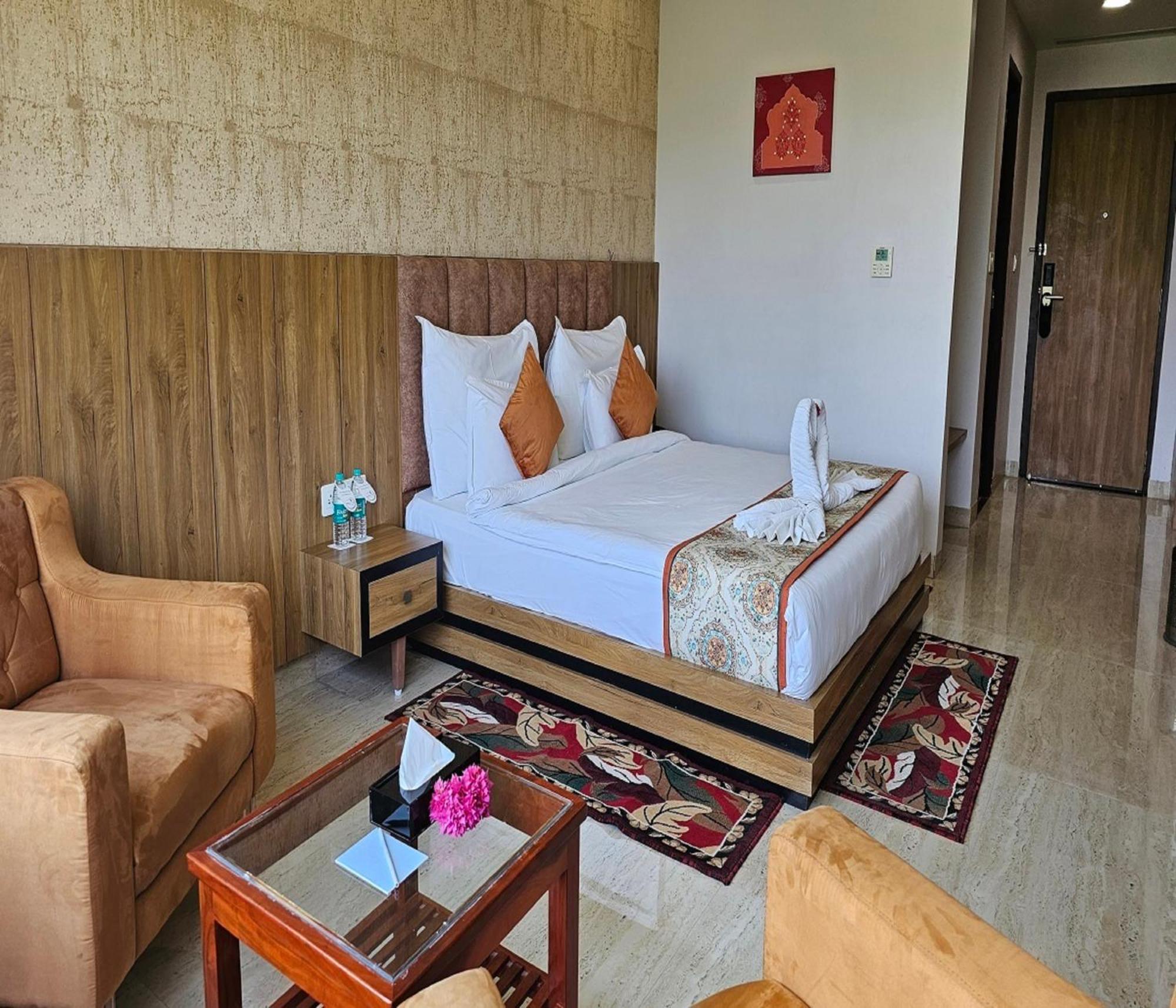 Bamboo Saa Mulberry Resort 布什格尔 外观 照片