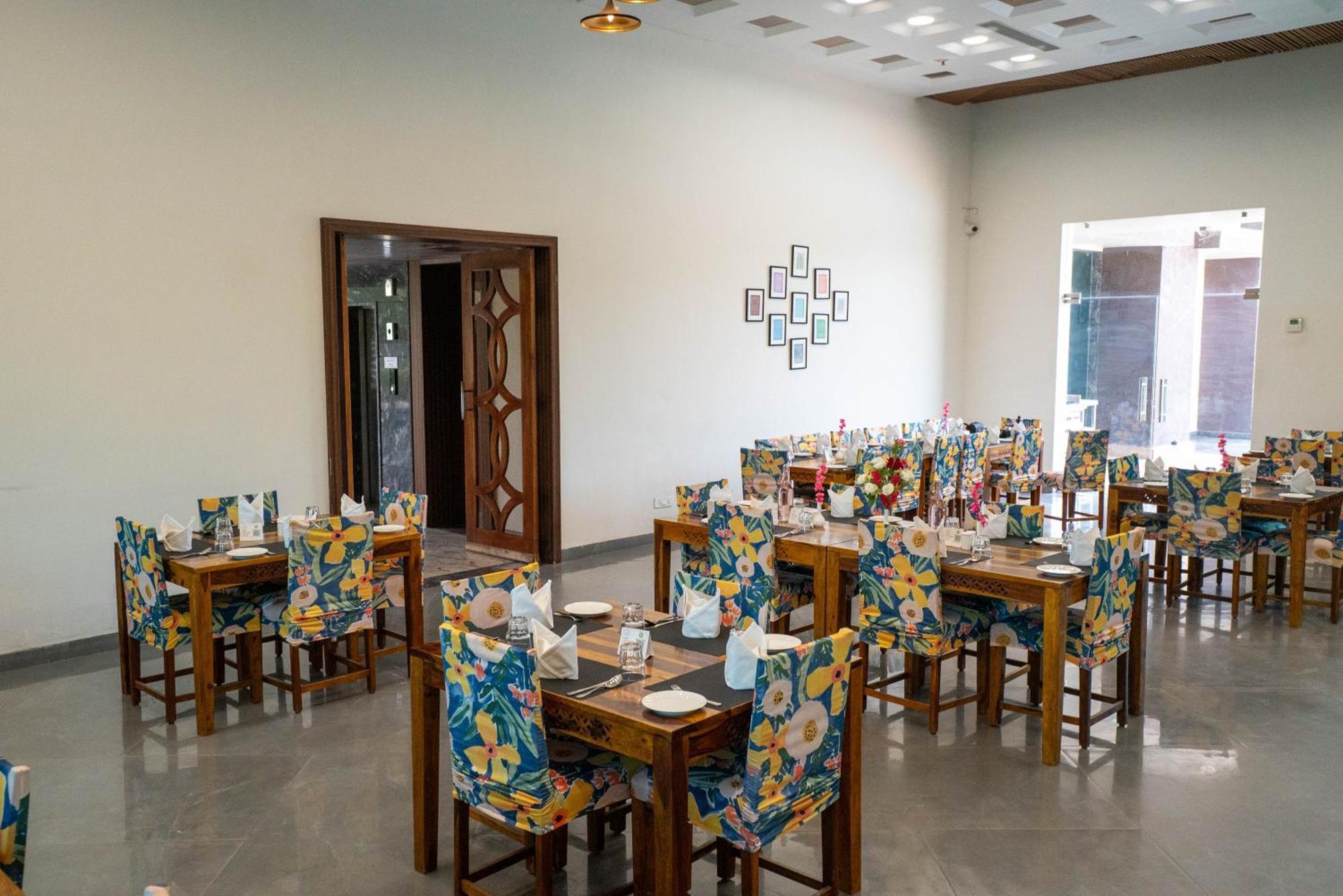 Bamboo Saa Mulberry Resort 布什格尔 外观 照片